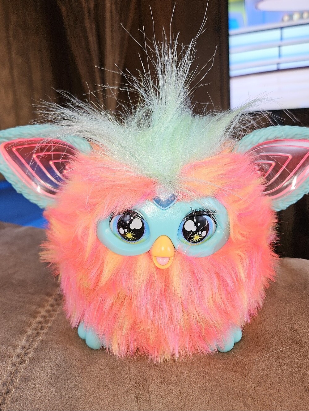 Hasbro Furby 2023 Interactive Plush Toy, Uses 1 "AAA" Battery (Included) WORKS!!